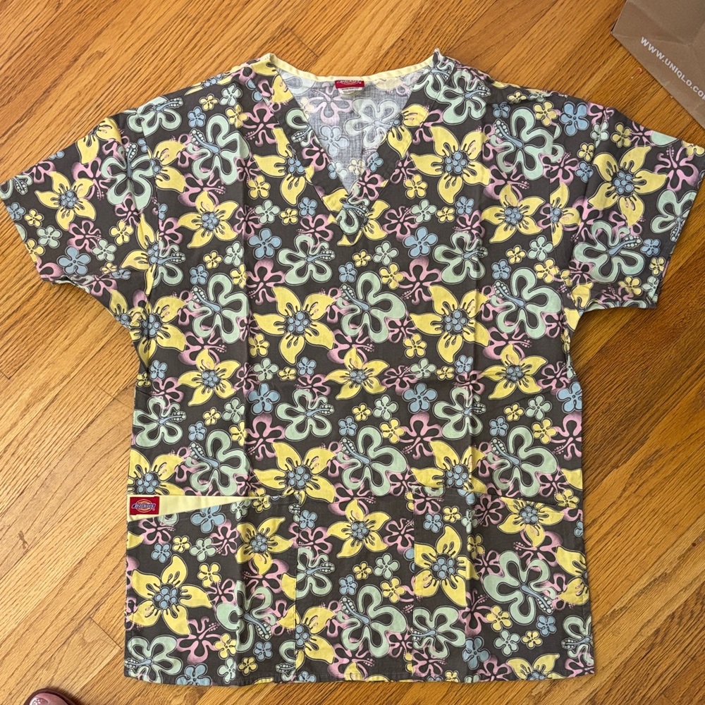 Dickies Multicolor Floral Scrub Top